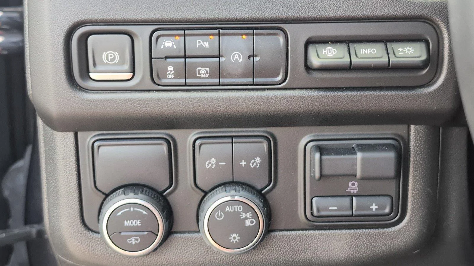 Used 2023 Dark Ash Metallic Chevrolet High Country image 32
