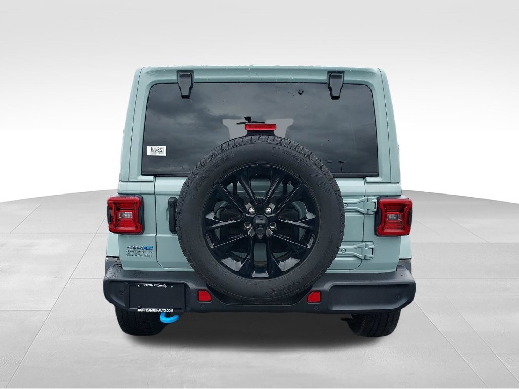 Used 2024 Gray Jeep Sahara 4xe image 4