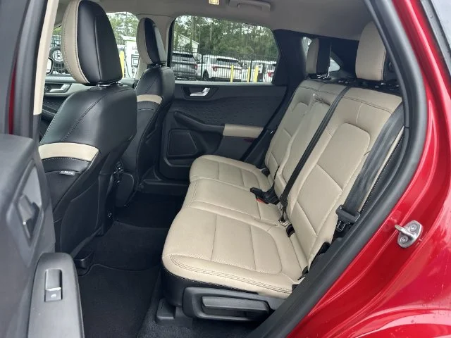 Used 2020 Red Ford SEL image 22