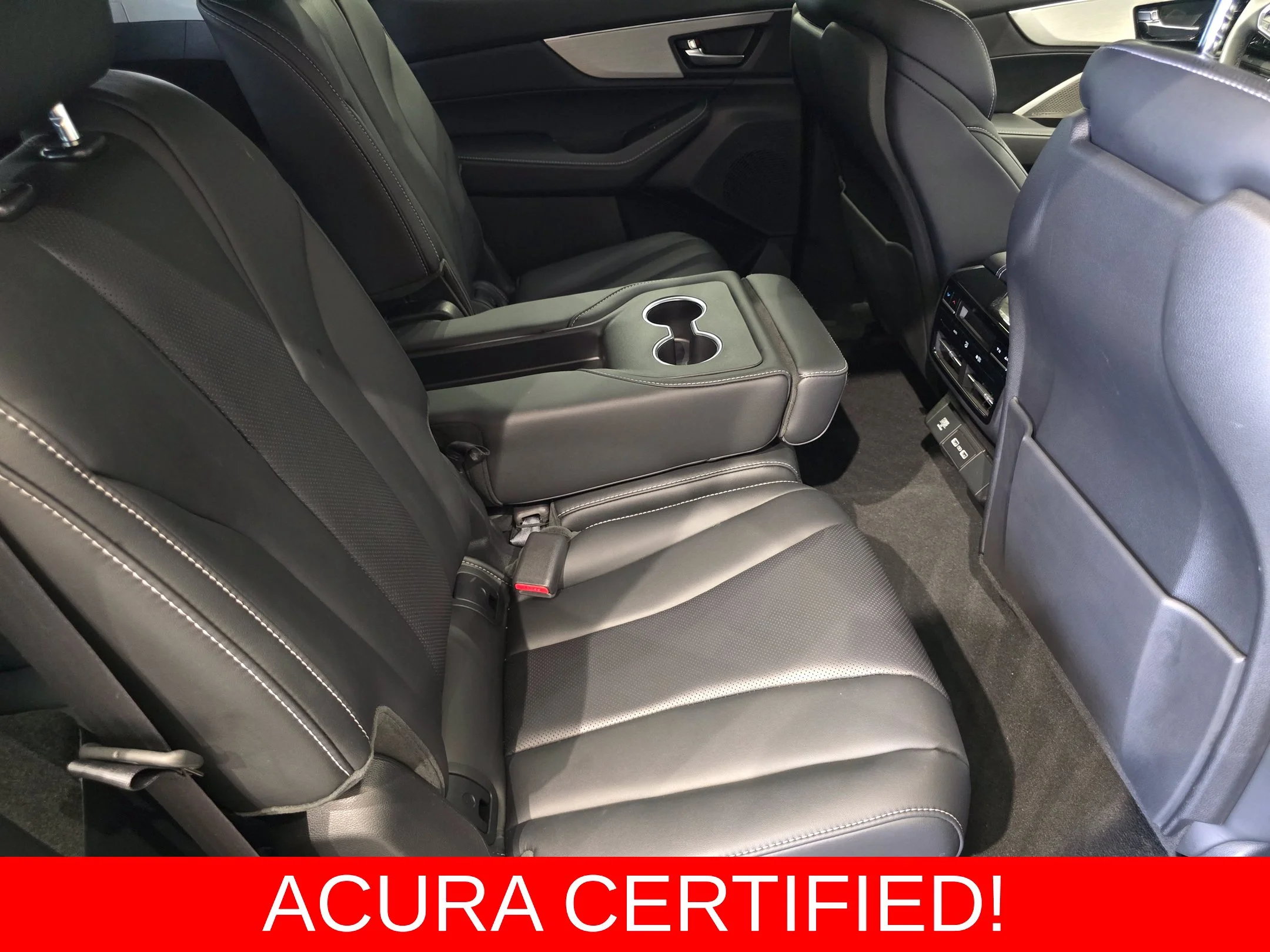 Used 2024 Majestic Black Pearl Acura Technology image 9