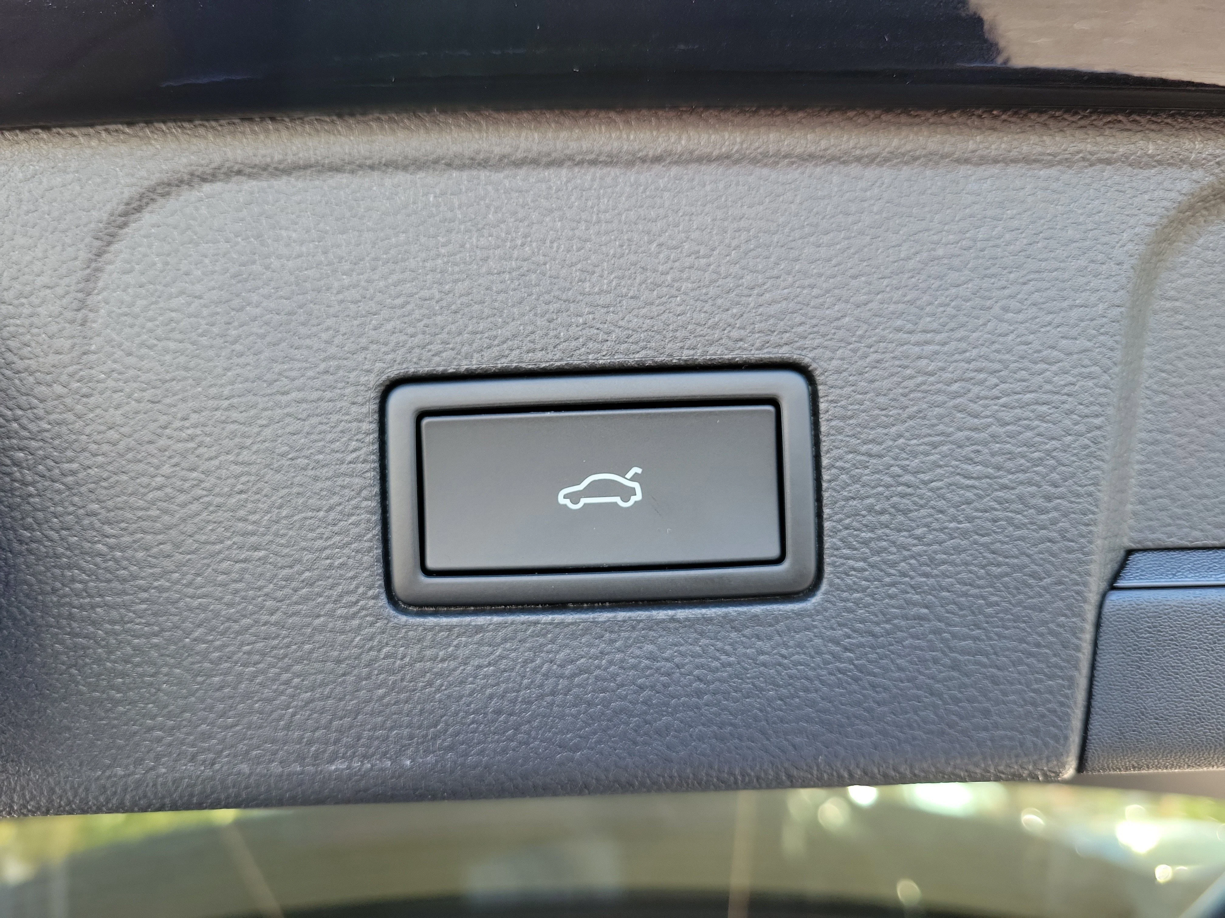 New 2026 Black Volkswagen SE w/Technology image 14