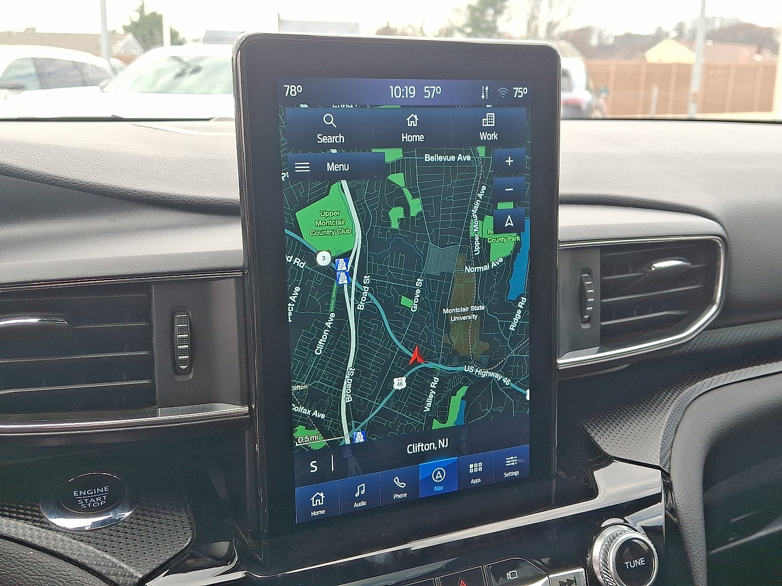 2022 Ford Explorer ST - Photo 17