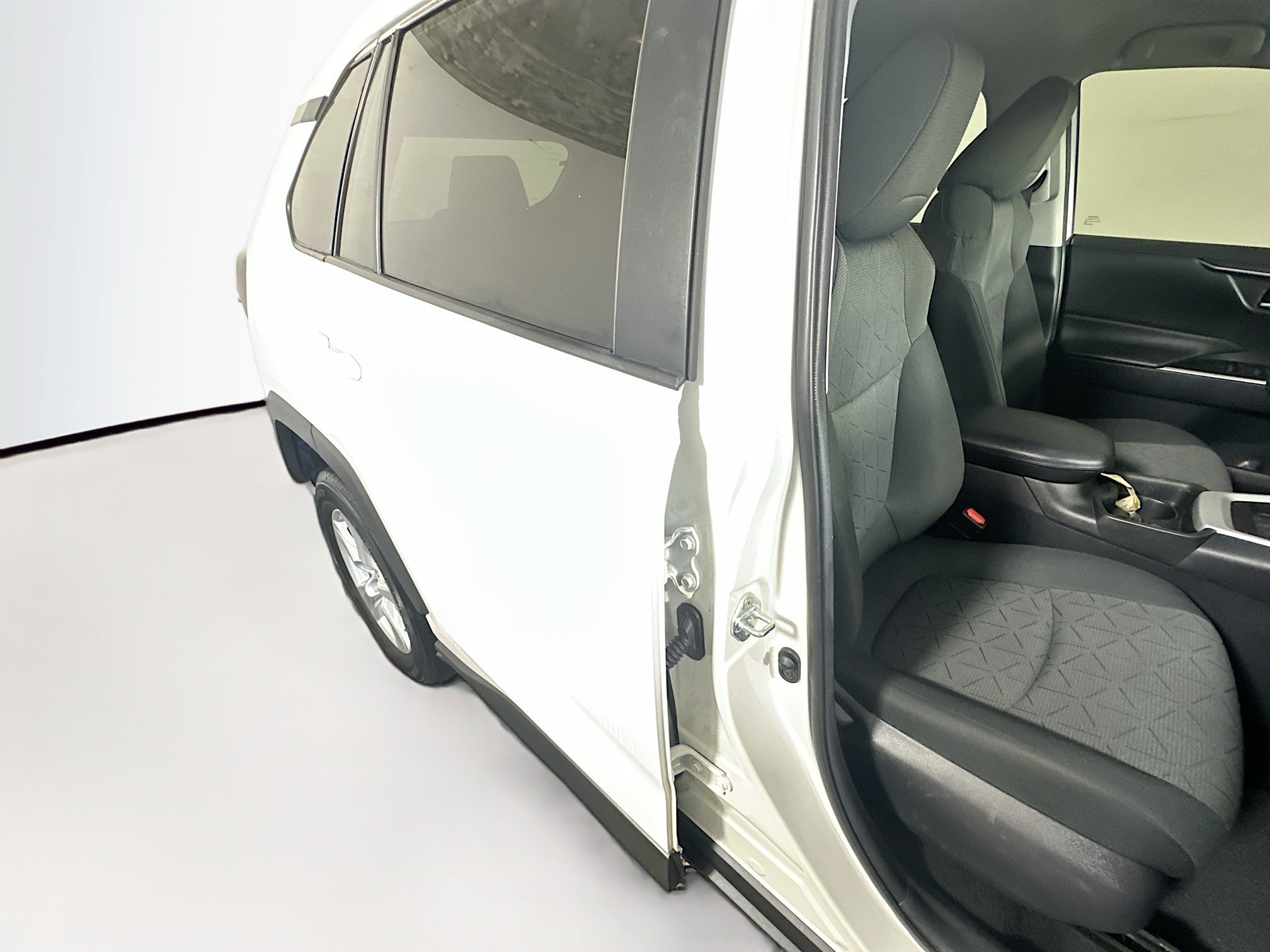 Used 2021 Super White Toyota XLE image 28