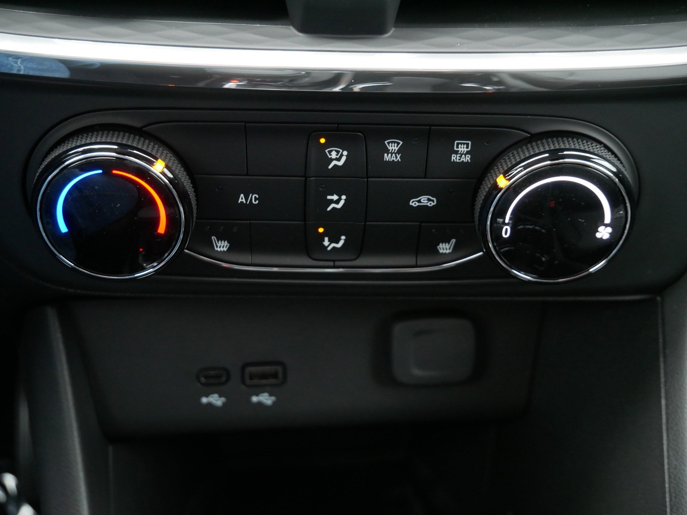 2026 Buick Encore GX Preferred - Photo 8