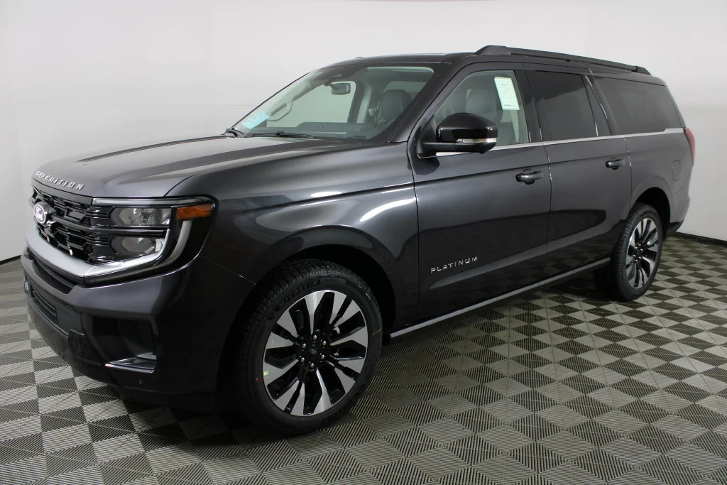 New 2027 Dark Matter Gray Metallic Ford Platinum image 3