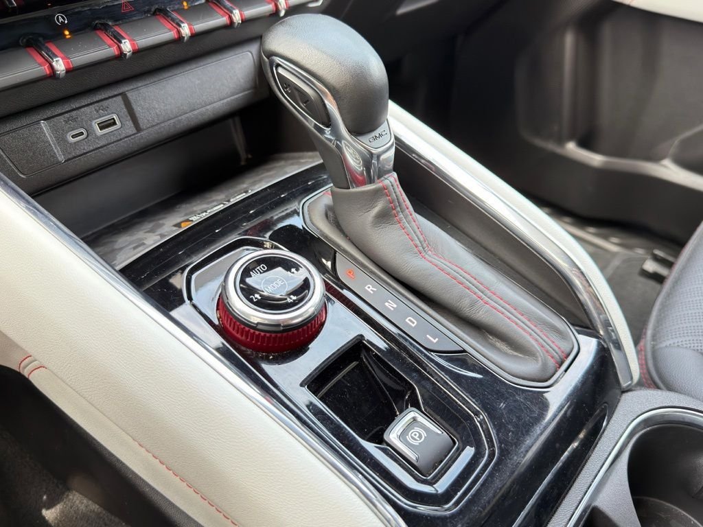 2024 GMC Canyon AT4X - Photo 16