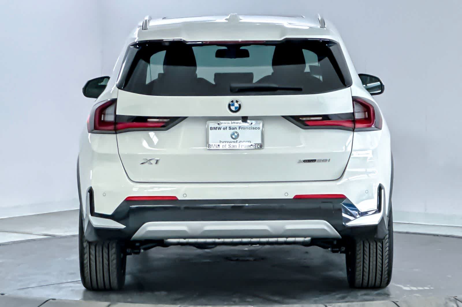 Used 2026 Alpine White BMW xDrive28i image 7