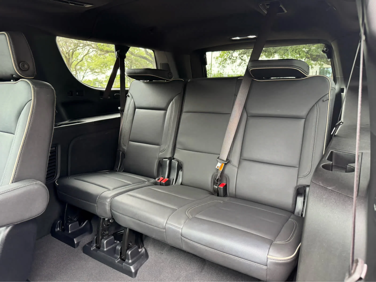 Certified Used 2024 Titanium Rush Metallic GMC SLT image 13