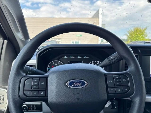 Used 2025 Gray Ford XLT image 20