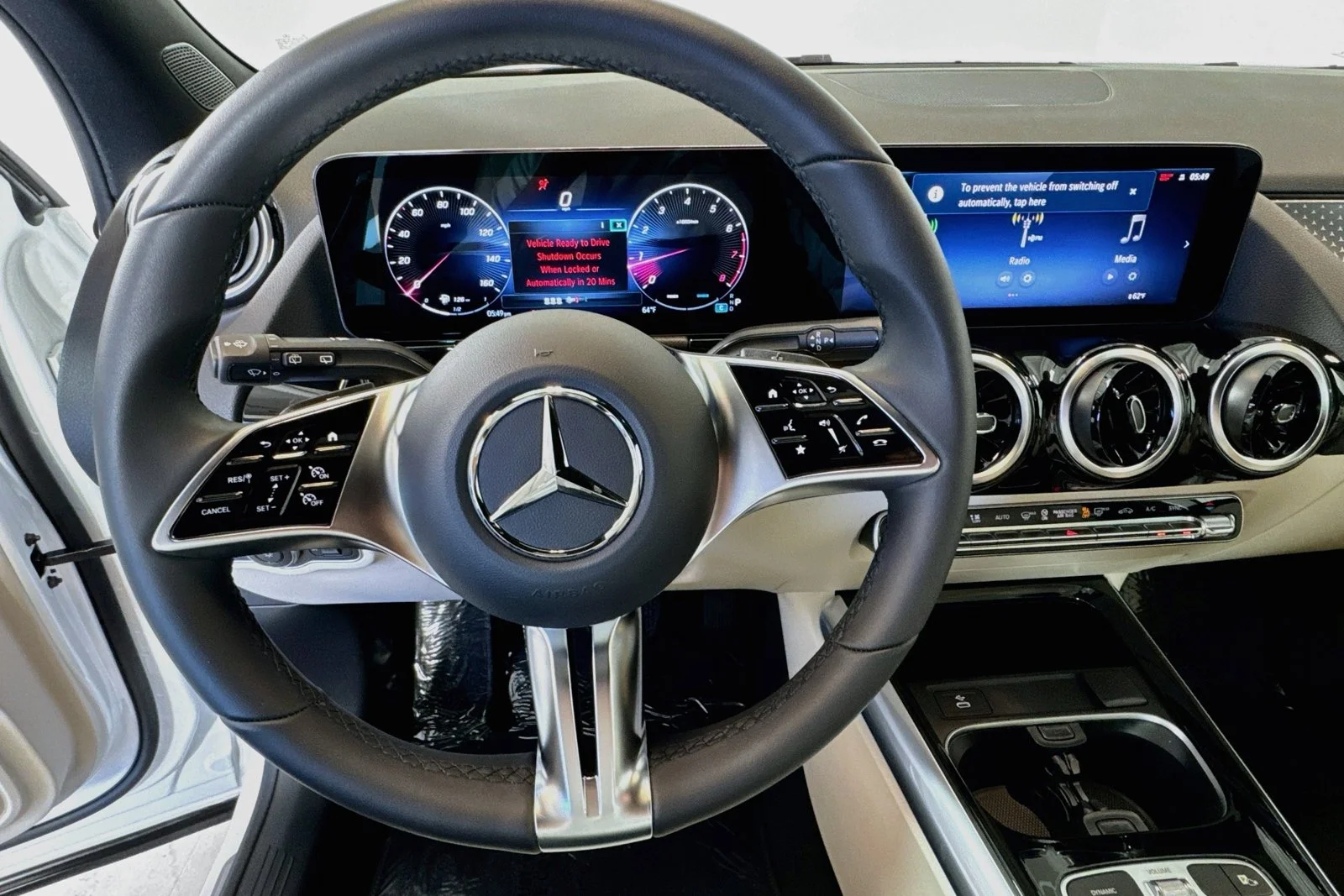 Used 2026 Polar White Mercedes-Benz GLA 250 image 11