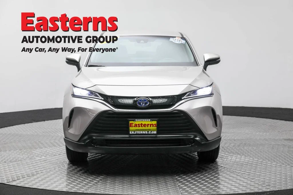Used 2022 Gray Toyota LE image 2