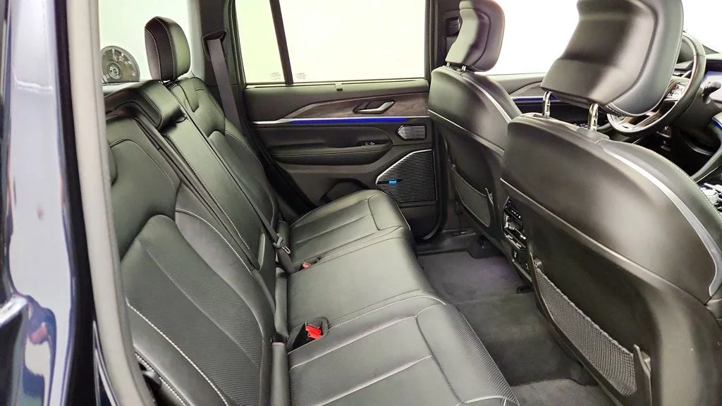 Used 2023 Midnight Sky Jeep Overland 4x4 w/ Luxury Tech & Advanced ProTech Groups image 23