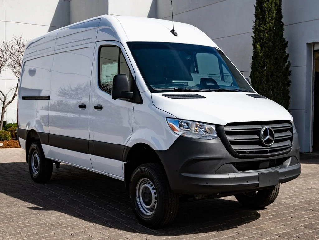 New 2026 Arctic White Mercedes-Benz Cargo 144 WB image 12