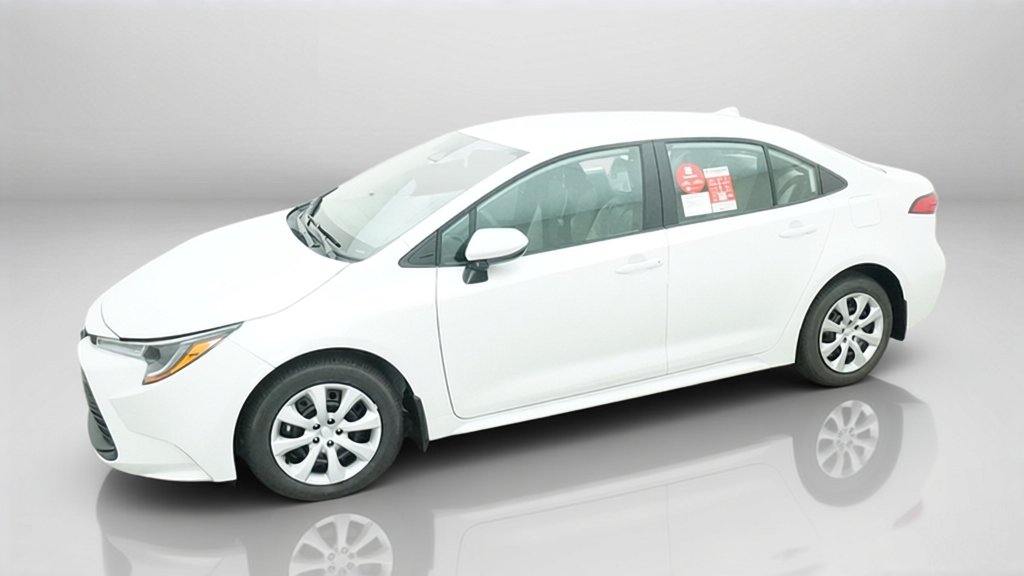 New 2027 Wind Chill Pearl Toyota LE image 3