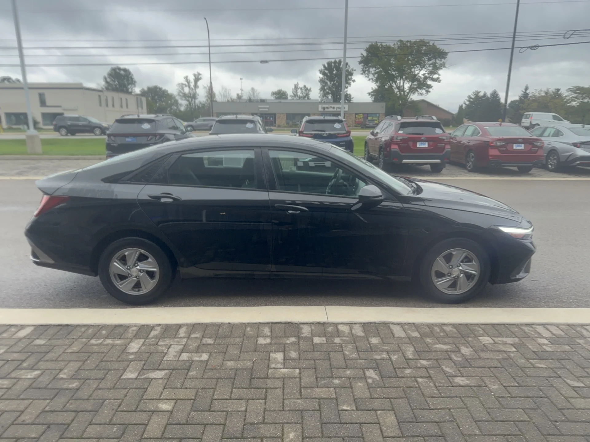 Certified Used 2024 Abyss Black Pearl Hyundai SE image 3