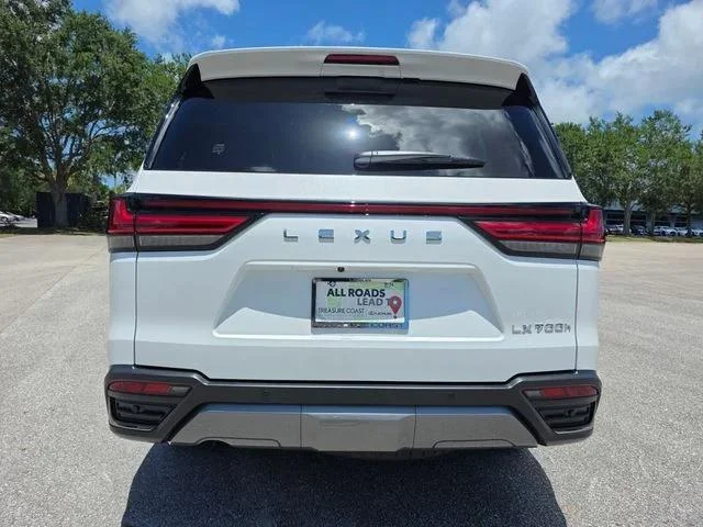 New 2026 Eminent White Pearl Lexus OVERTRAIL image 11