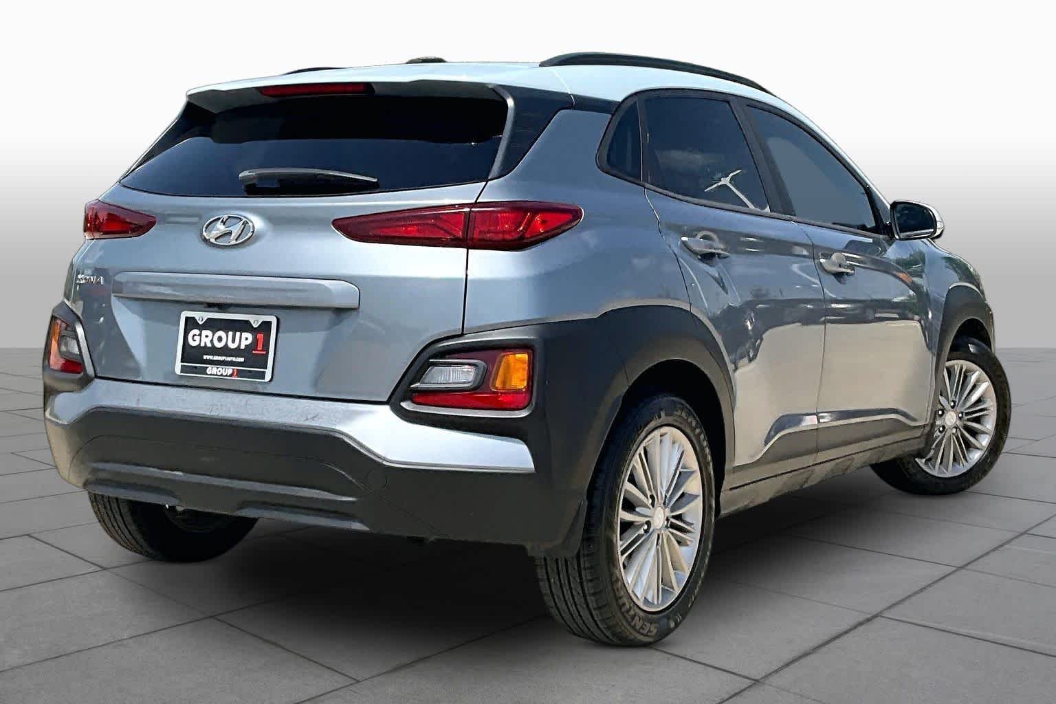 Used 2018 Sonic Silver Hyundai SEL image 12