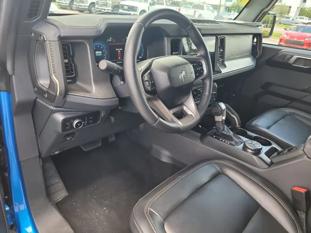 Used 2025 Blue Ford Badlands image 17