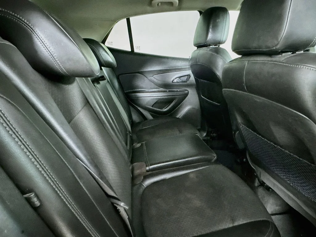 Used 2018 Ebony Twilight Metallic Buick Preferred image 28