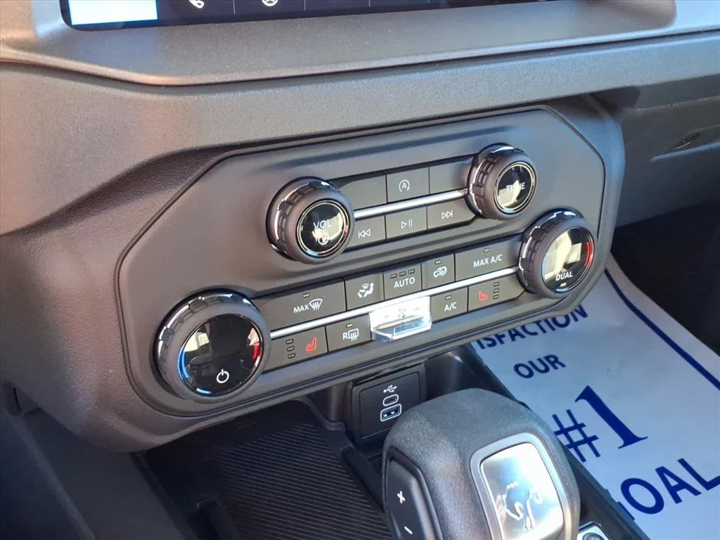 New 2026 Avalanche Gray Ford Big Bend® image 24