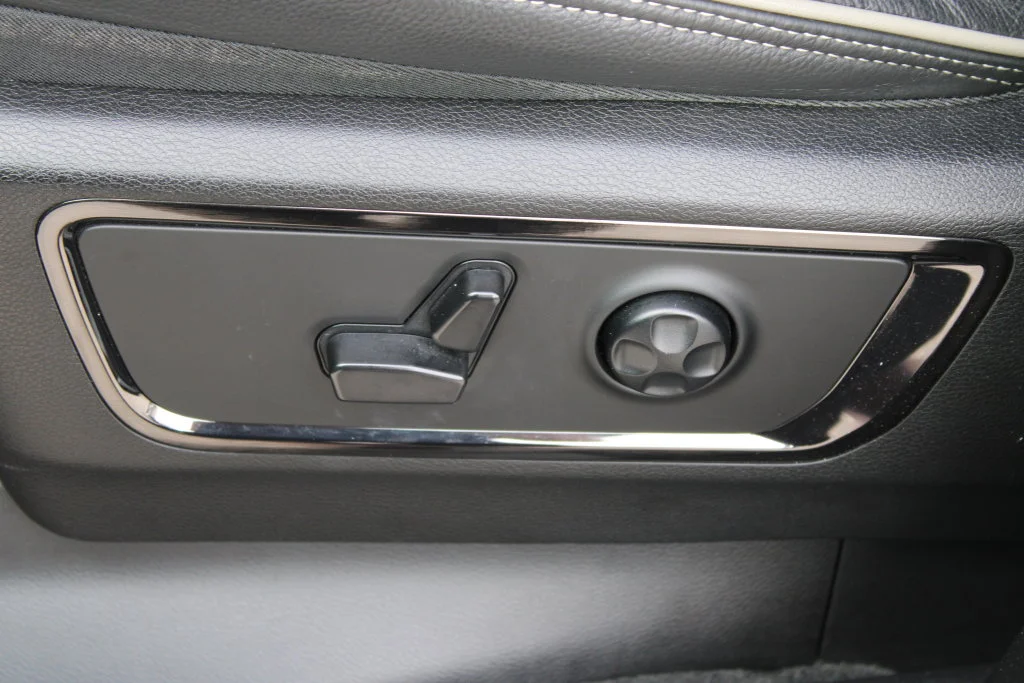 Used 2024 Black Ram Limited image 15