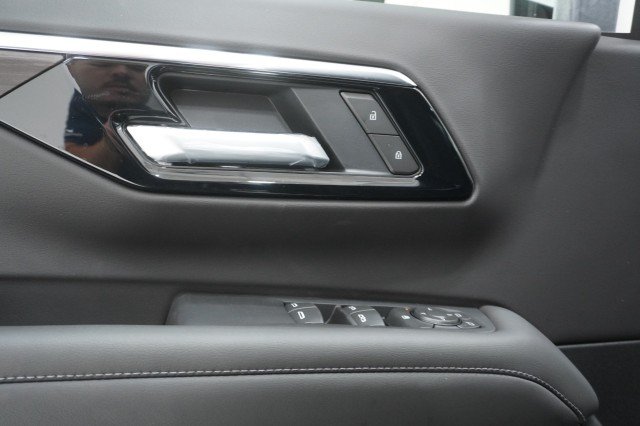 2027 Chevrolet Tahoe LS - Photo 15