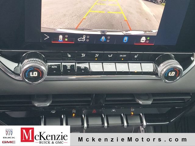 New 2026 Sterling Metallic GMC Elevation image 17
