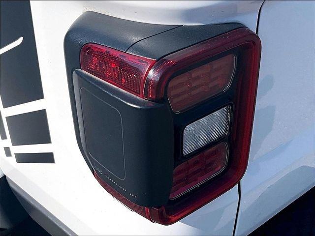 Used 2020 White Jeep Mojave image 32