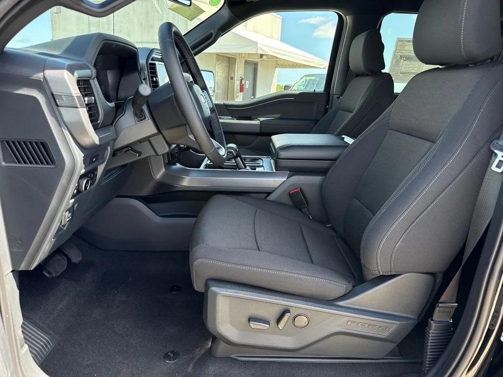 New 2026 Black Ford XLT image 20