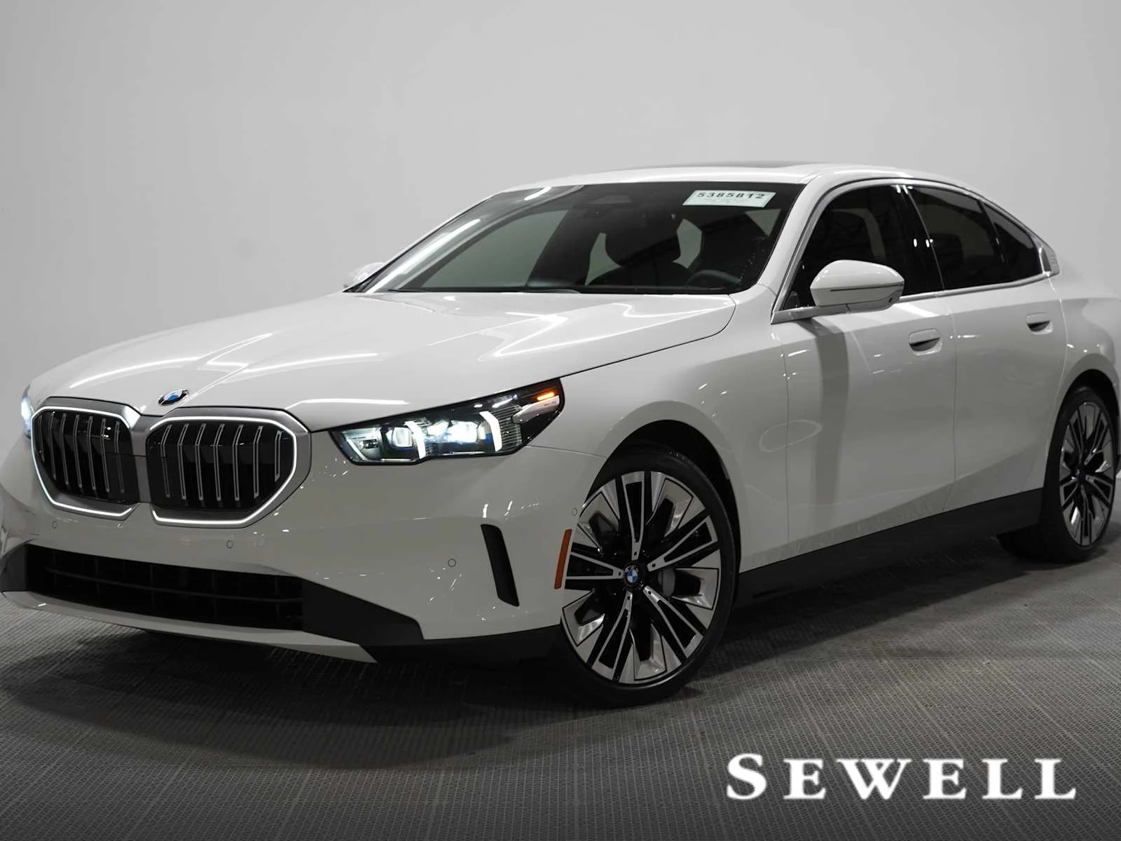 2026 BMW 5 Series 530i