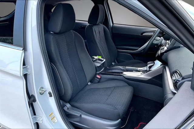 Used 2024 White Mitsubishi Ralliart image 29