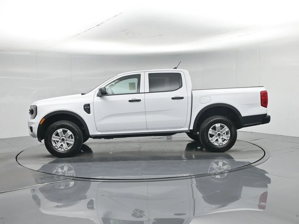 New 2026 Oxford White Ford XL image 26