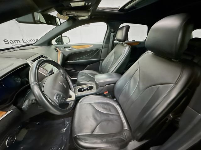 Used 2019 Black Lincoln Reserve image 21