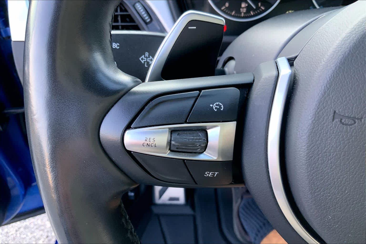 Used 2018 Estoril Blue Metallic BMW xDrive28i image 23