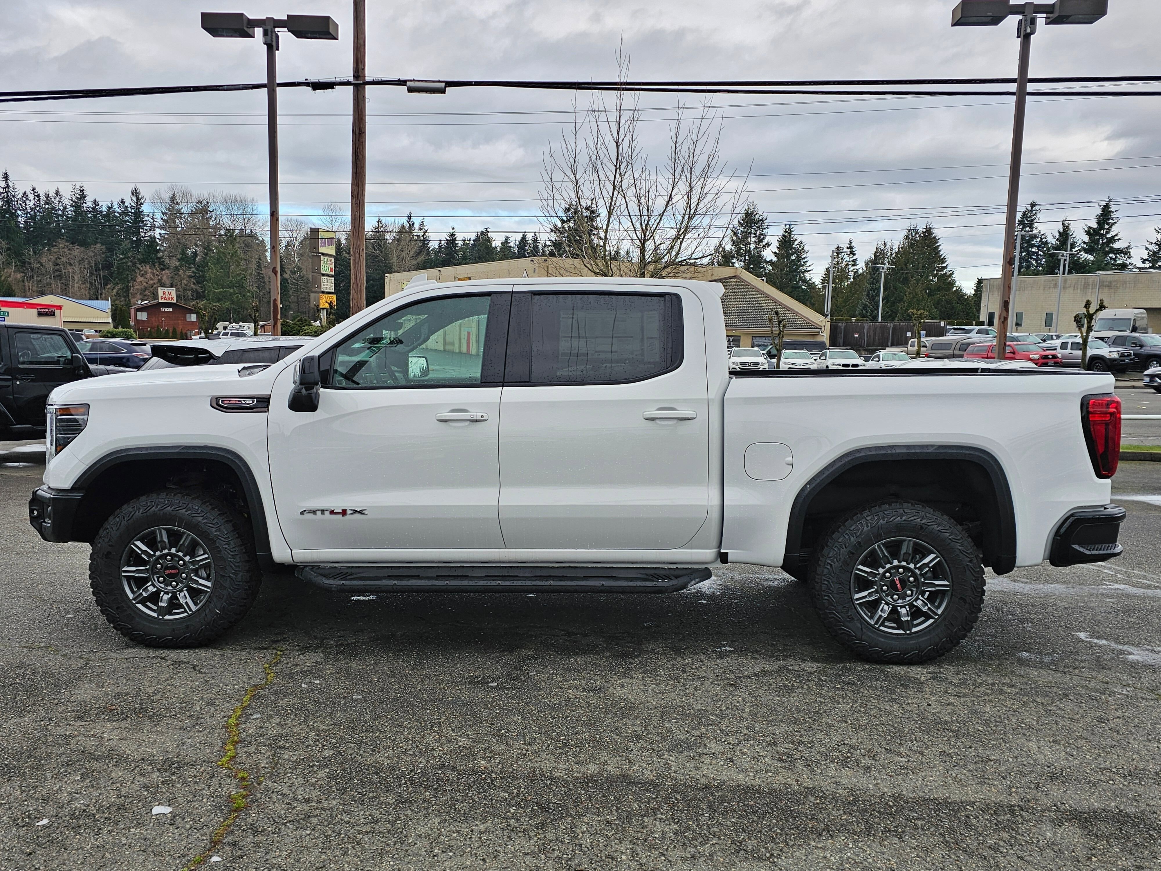 New 2026 Summit White GMC AT4X image 4