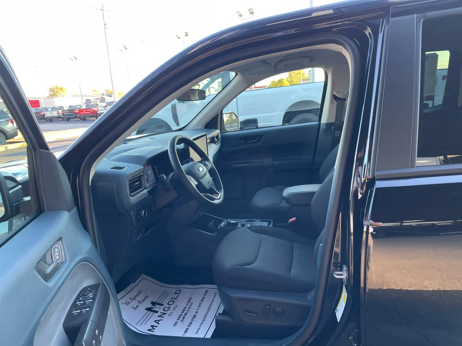 New 2025 Shadow Black Ford XLT image 5