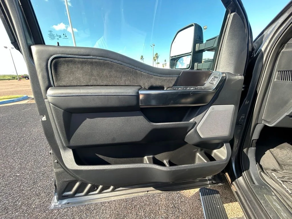 2026 Ford F-250 Super Duty Platinum - Photo 21