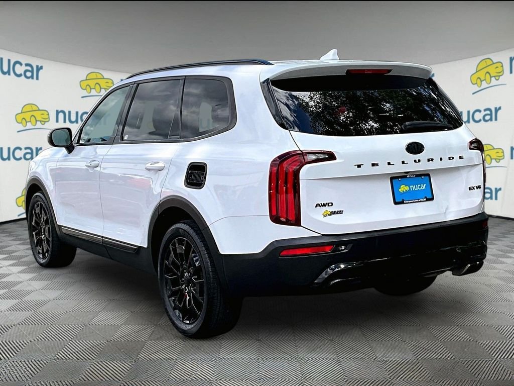 Used 2021 White Kia EX image 4