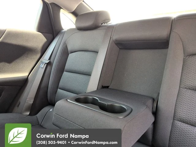 Used 2024 Summit White Chevrolet  image 26