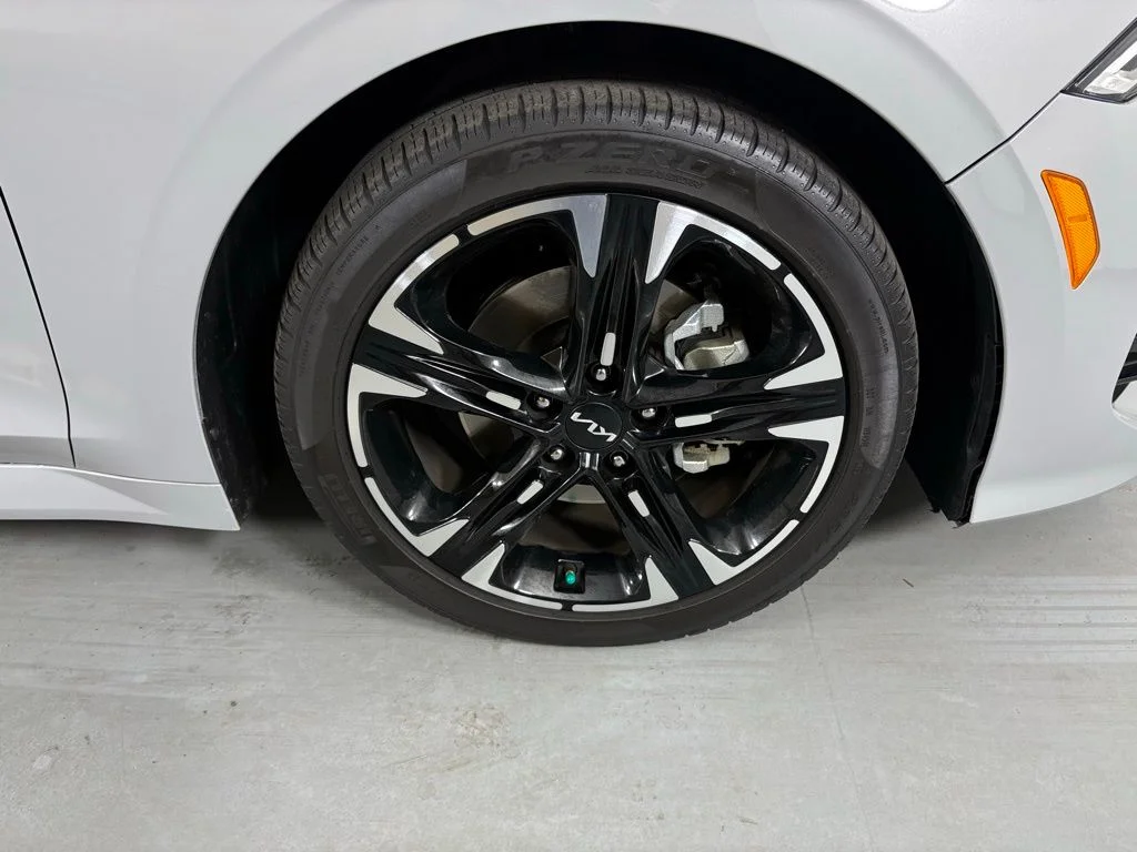 Used 2024 Gray Kia GT-Line image 10