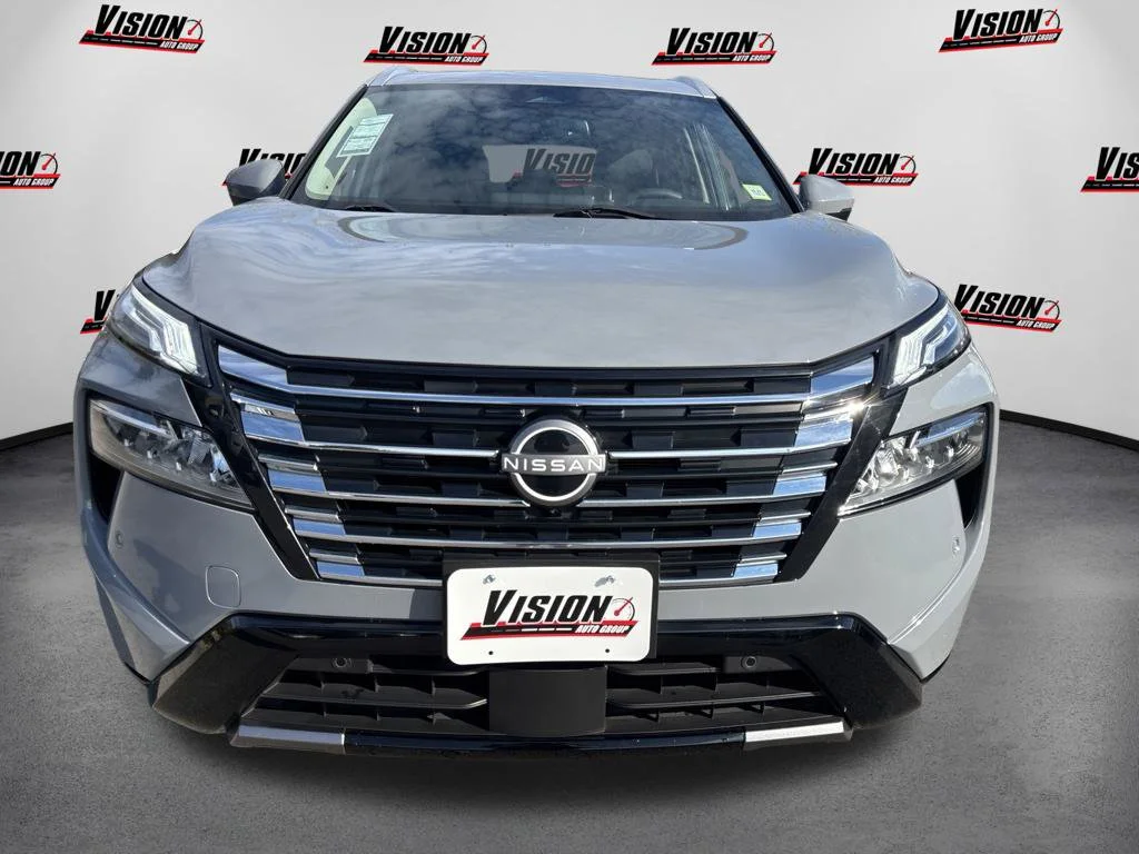 Used 2024 Gray Nissan Platinum image 2