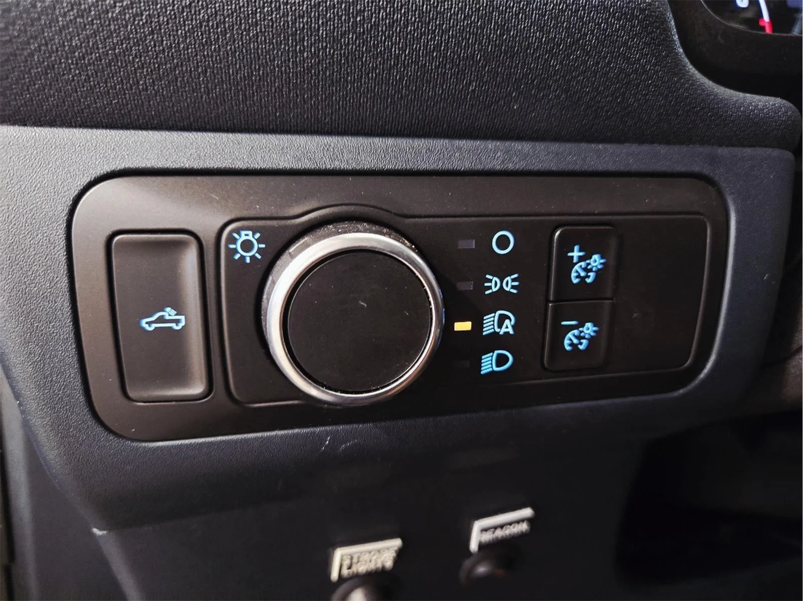 Used 2022 Oxford White Ford XL image 18