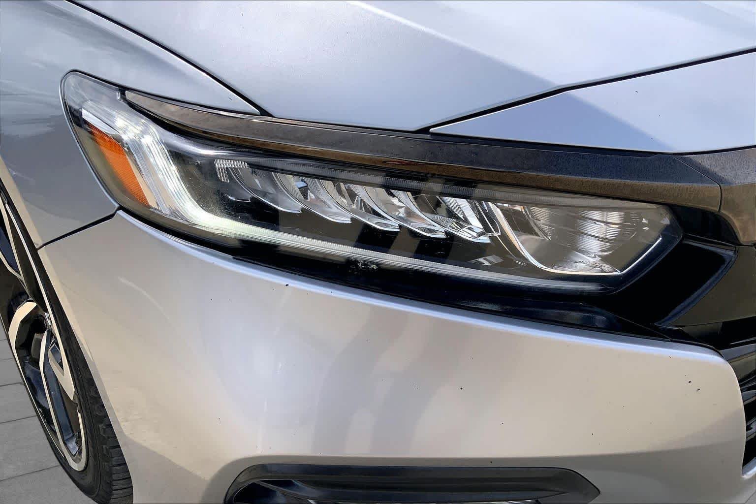 Used 2020 Lunar Silver Metallic Honda Sport image 28