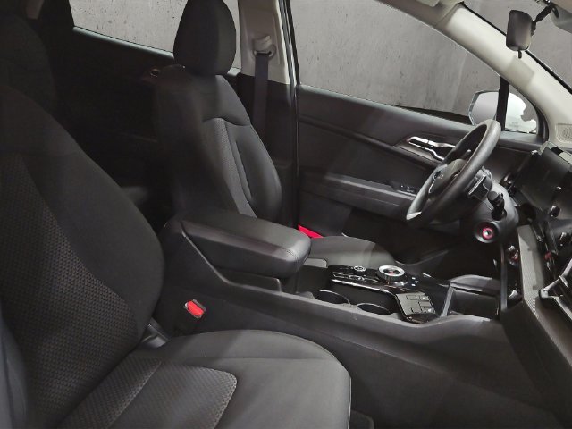 Used 2023 White Kia LX image 16
