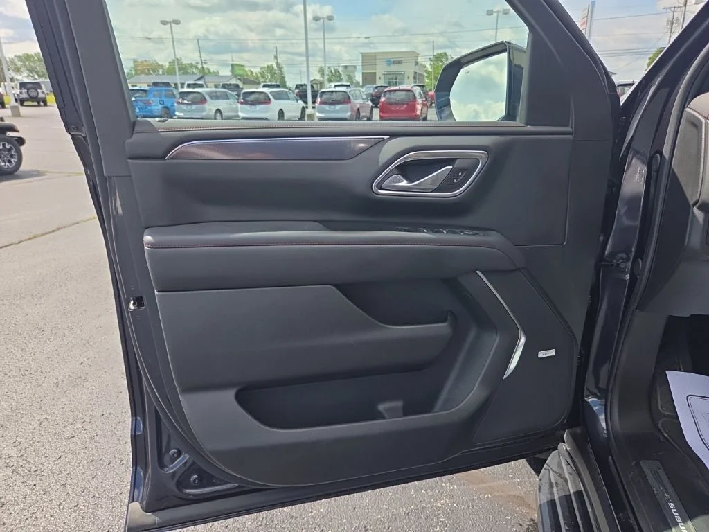 Used 2023 Gray Chevrolet RST image 27
