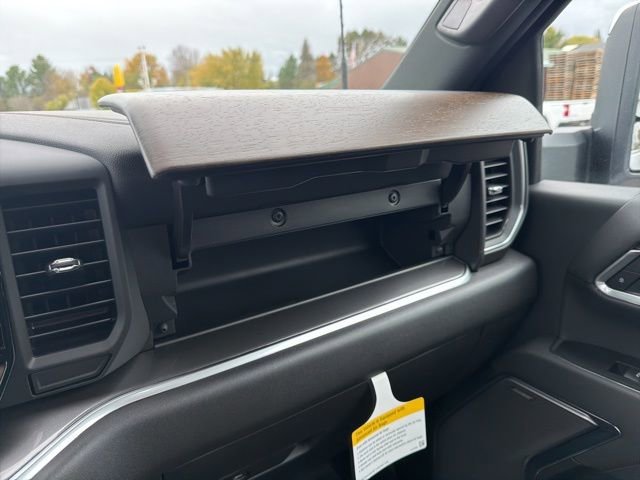 2026 Chevrolet Silverado 2500 HD High Country - Photo 46