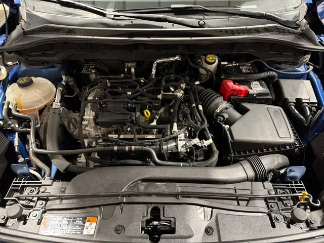 Used 2022 Blue Ford SE image 11
