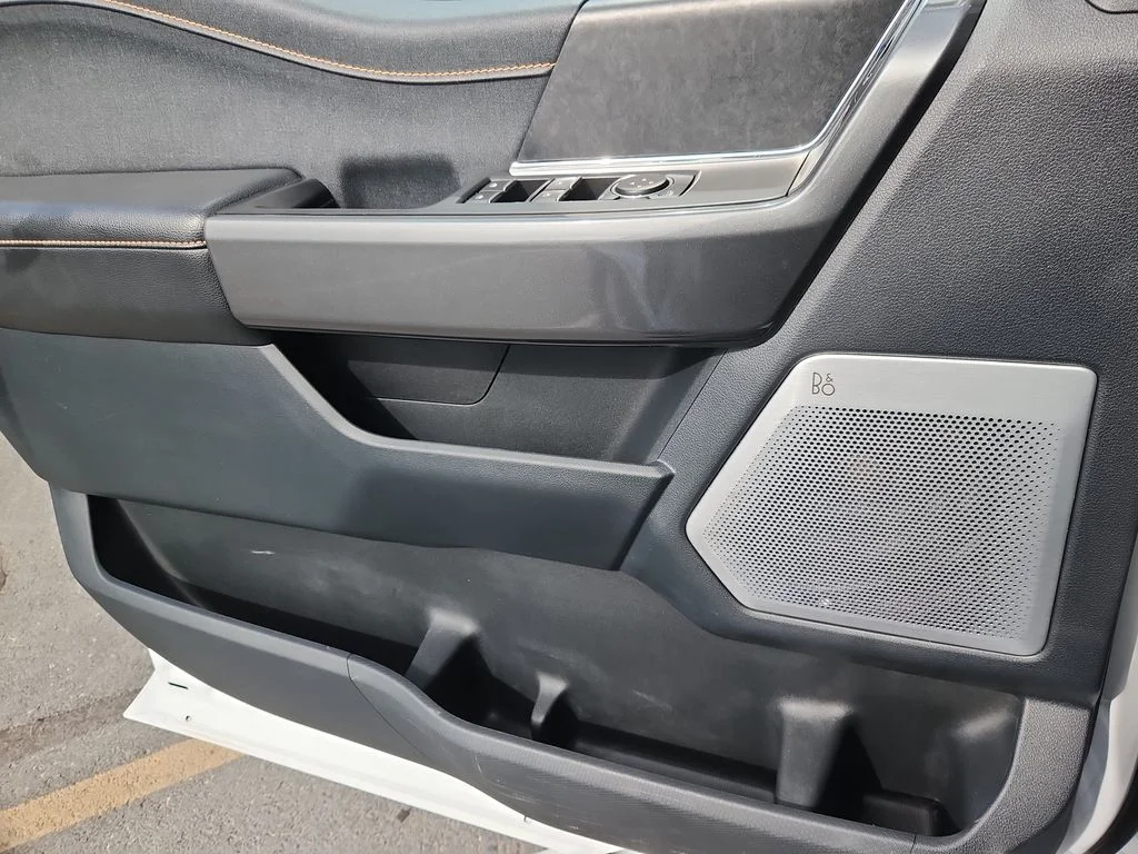 Used 2023 White Ford Tremor image 9