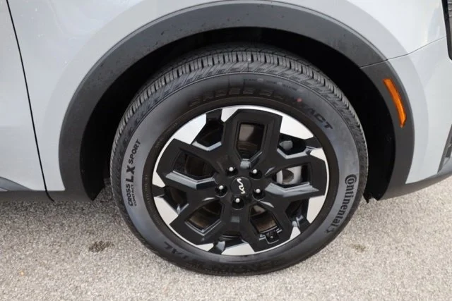 Used 2025 Gray Kia S image 14