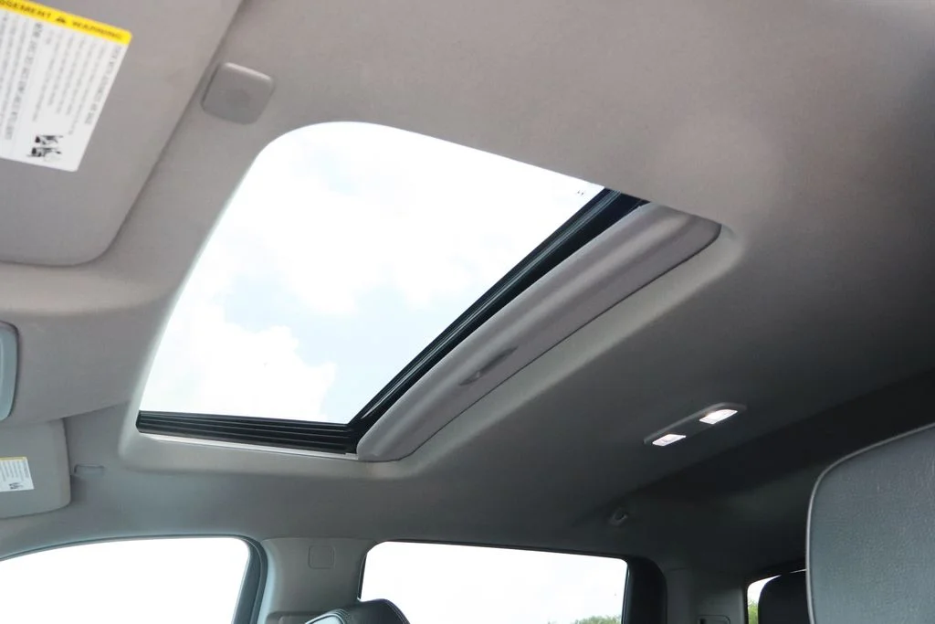 Used 2025 Black GMC Denali image 23